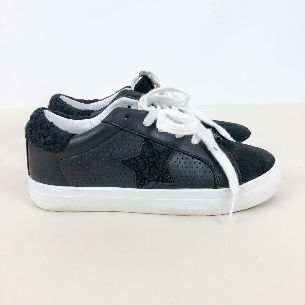 Steve Madden Womens Stare Sneakers Size 6 Black Round Toe Low Top Lace-Up Shoes